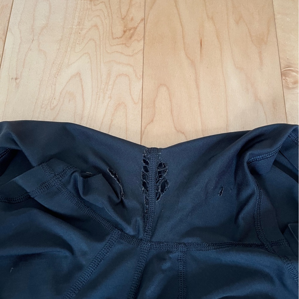 lululemon athletica Navy Camouflage Men's Athletic Shorts medium - Picture 4 of 5